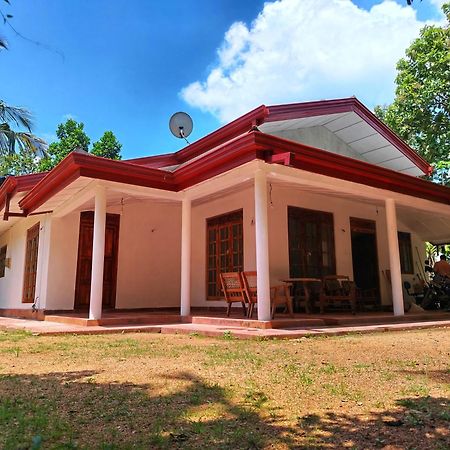 Willwin Park Appartement Anuradhapura Buitenkant foto